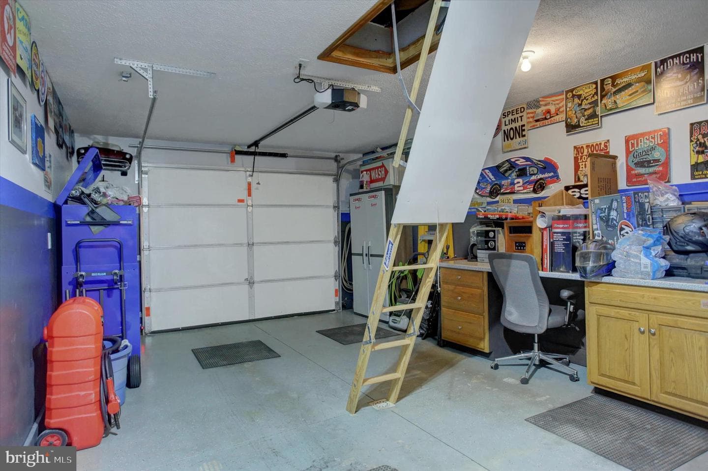 432 Kara Way photo 32