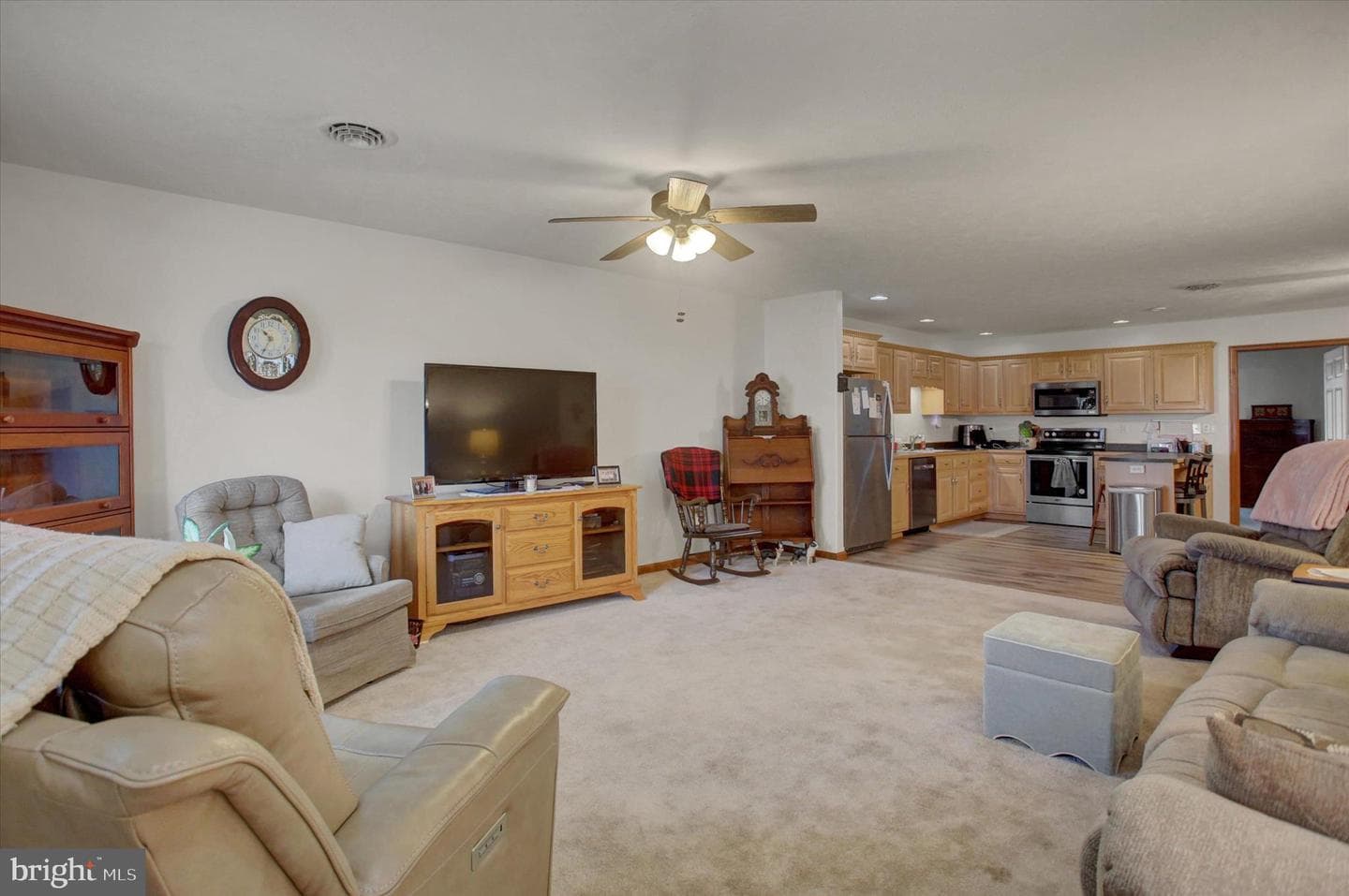 139 Central Way photo 11