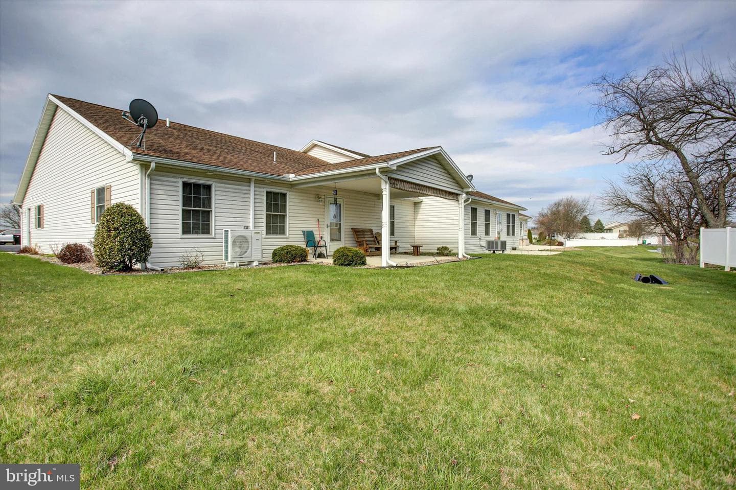 139 Central Way photo 26