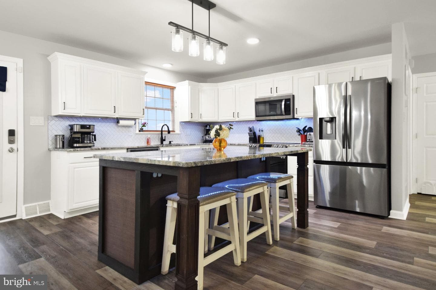 204 Jade Drive photo 7