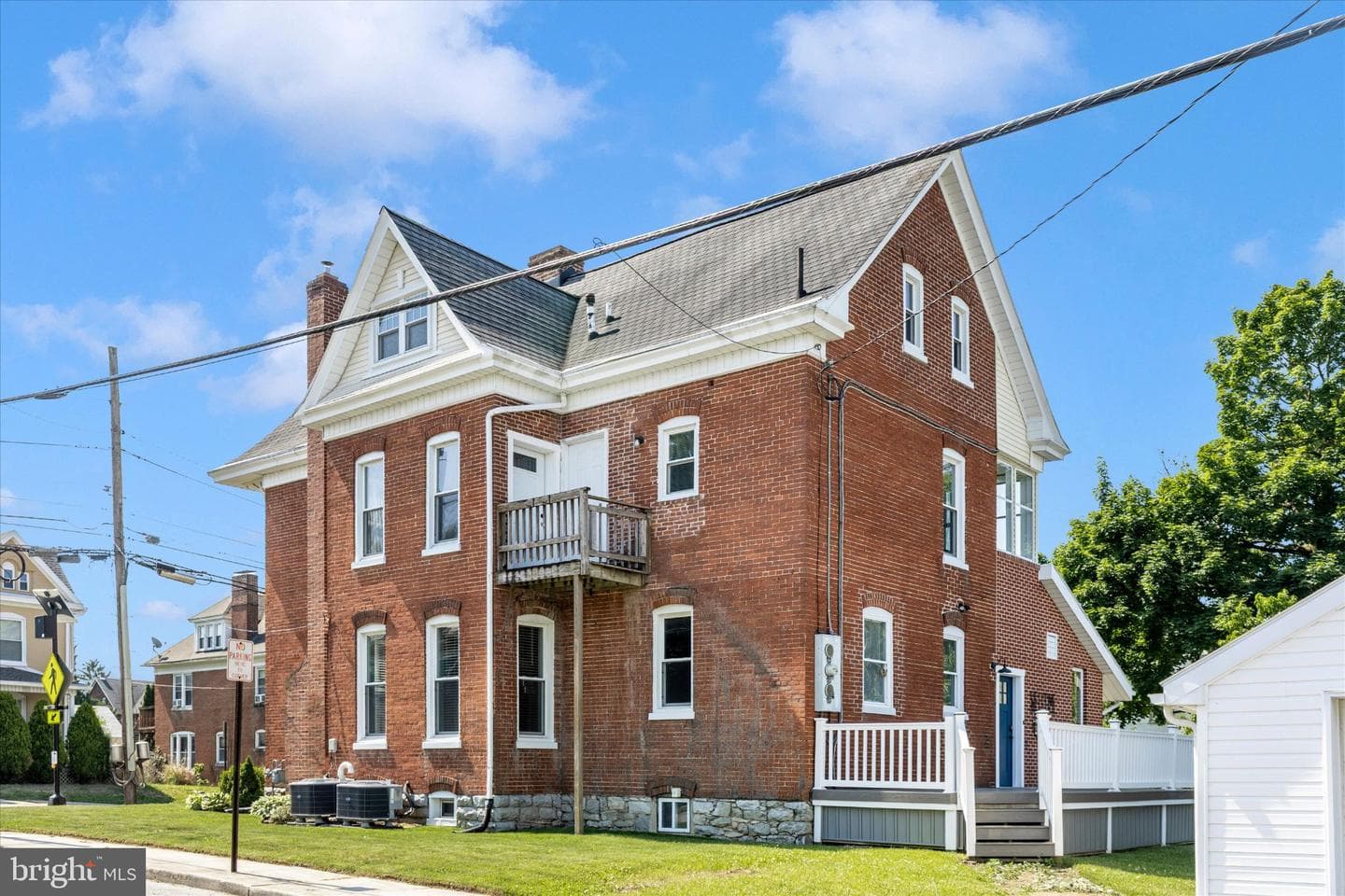 140 N Grant Street photo 4