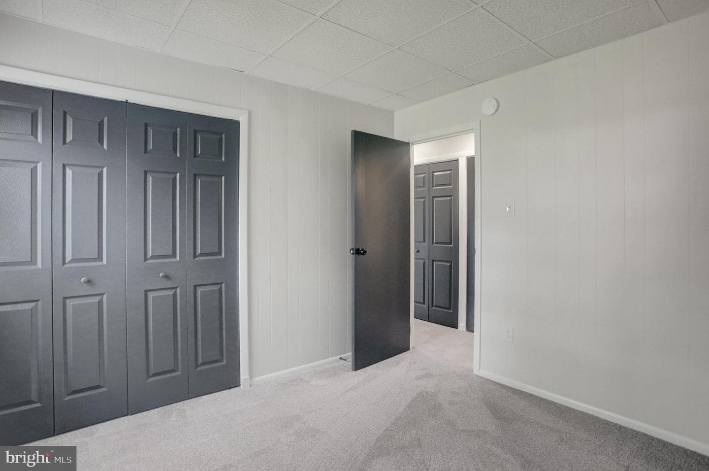 67 5th Avenue photo 17