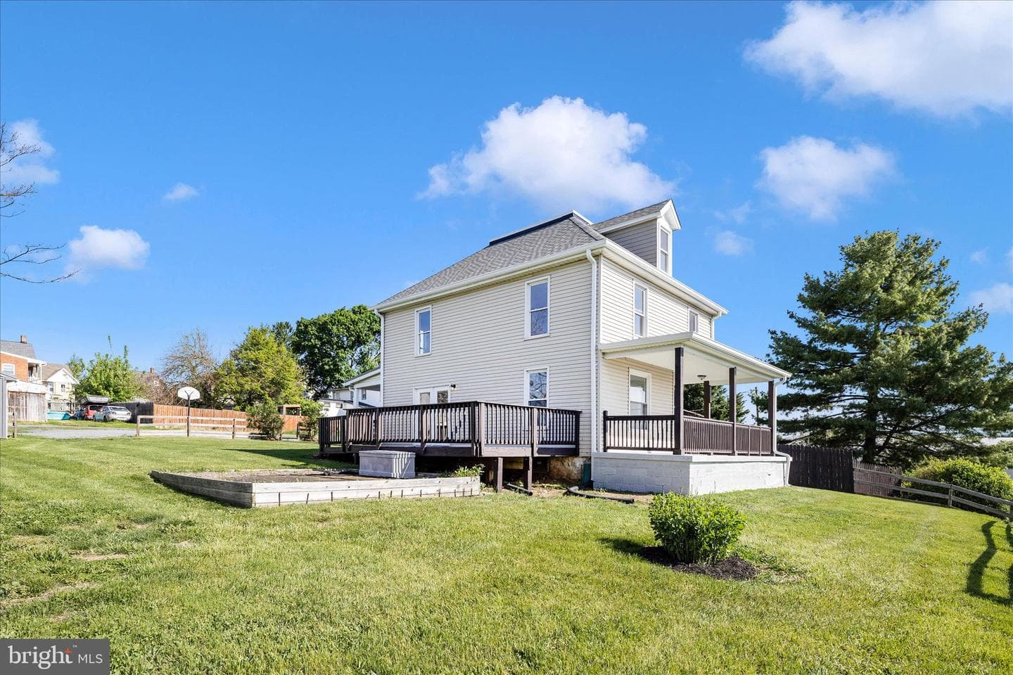 610 Ringgold Street photo 43