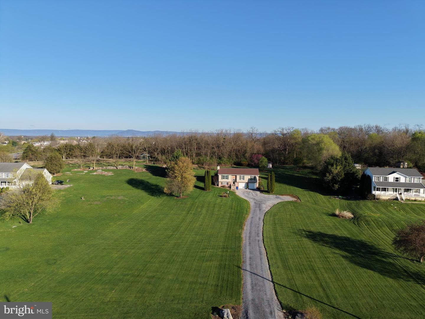 439 Strite Road photo 2