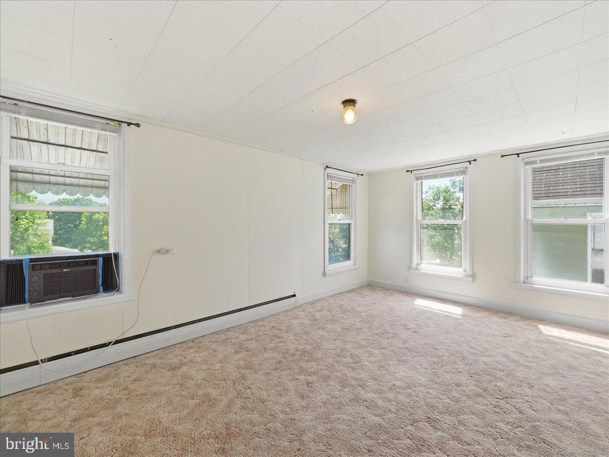 535 Center Street photo 15
