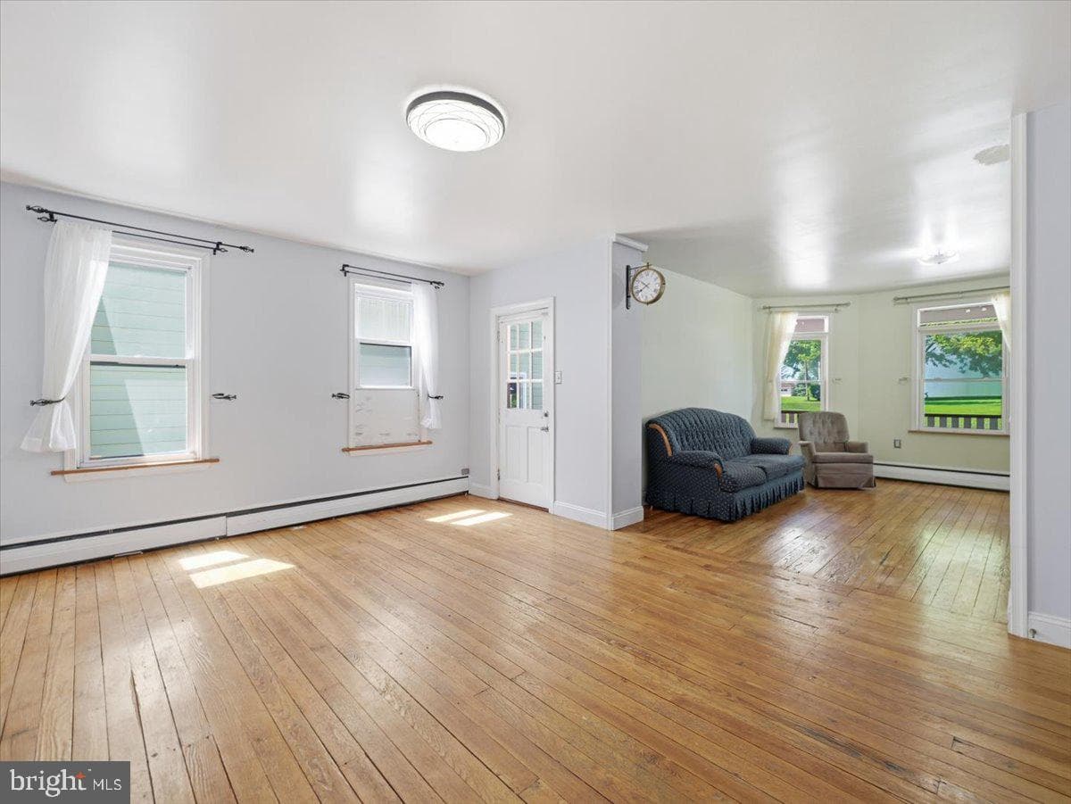 535 Center Street photo 6