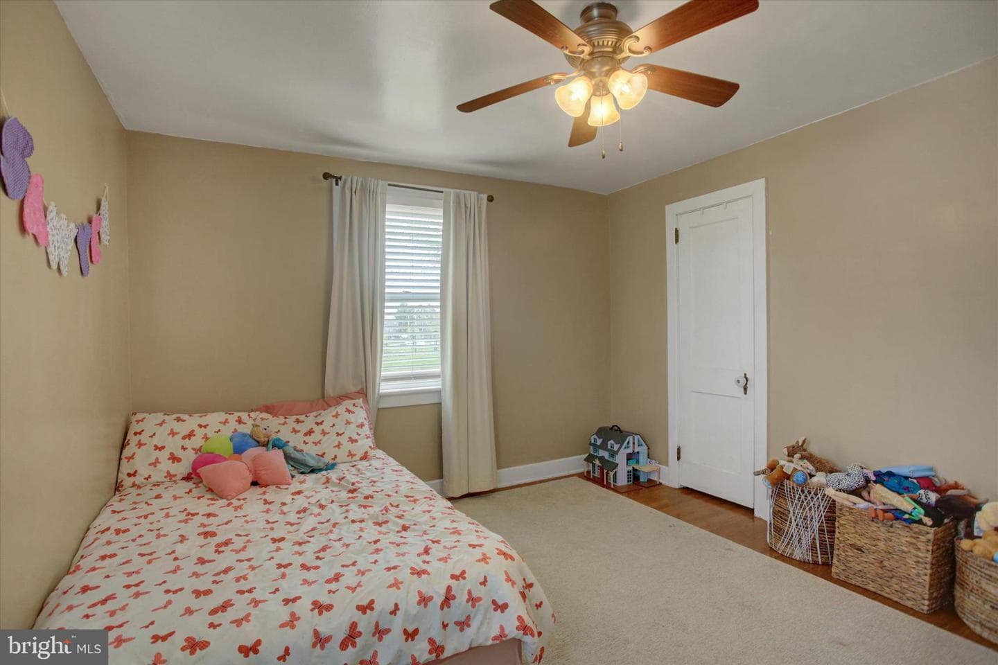 374 Glen Street photo 14