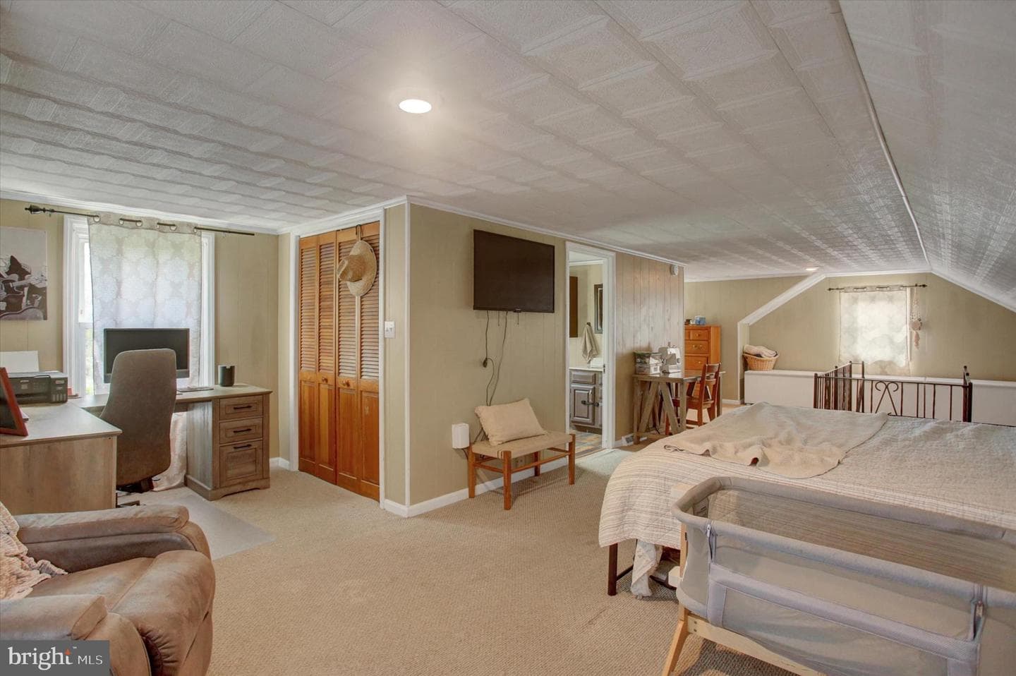 374 Glen Street photo 27