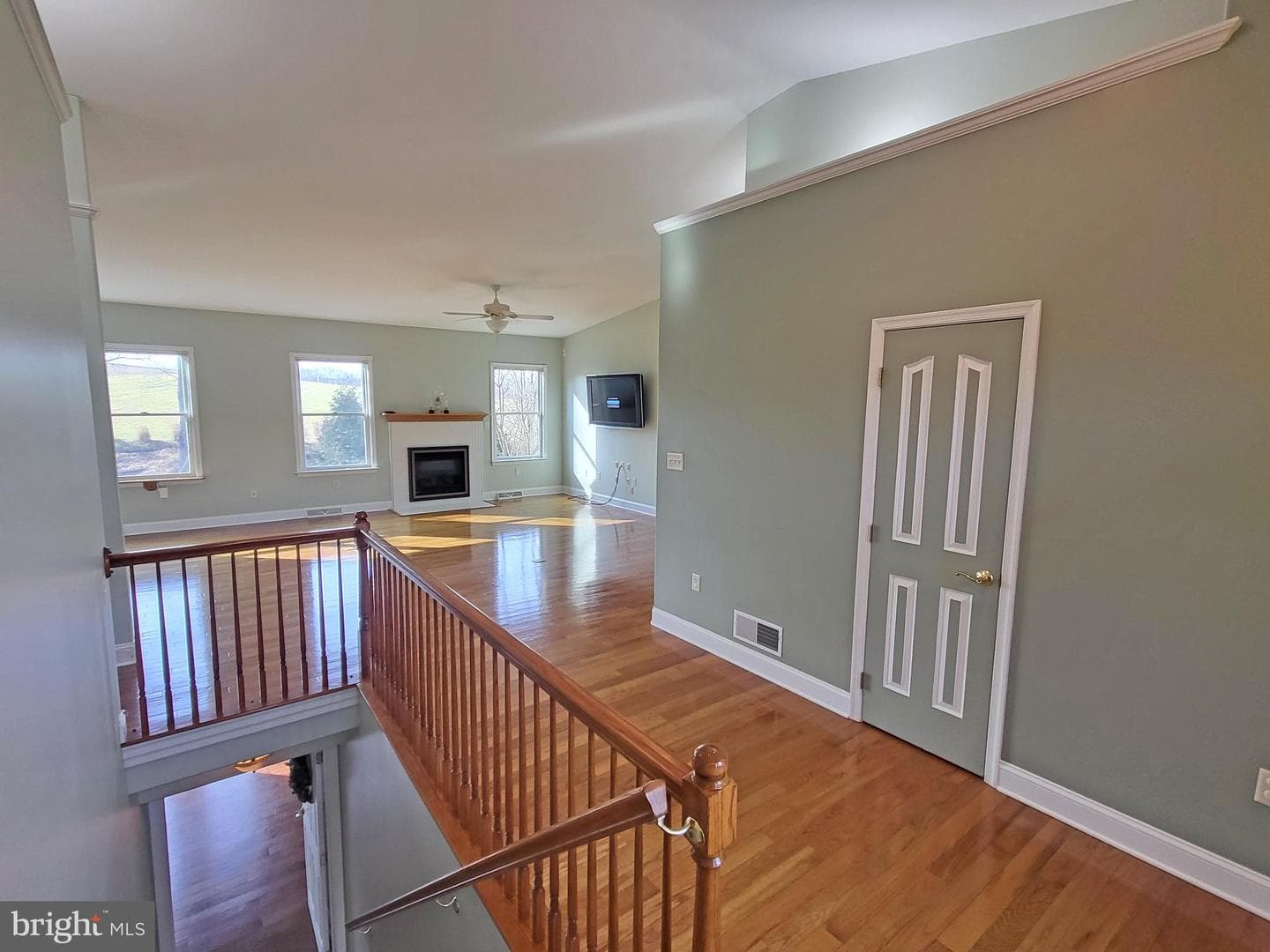 132 Buckingham Drive photo 4