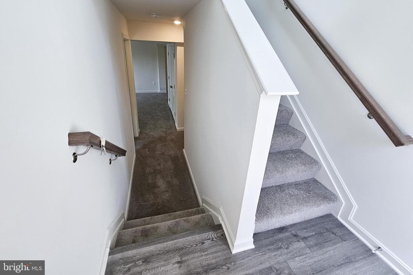 519 Evangeline Drive photo 3
