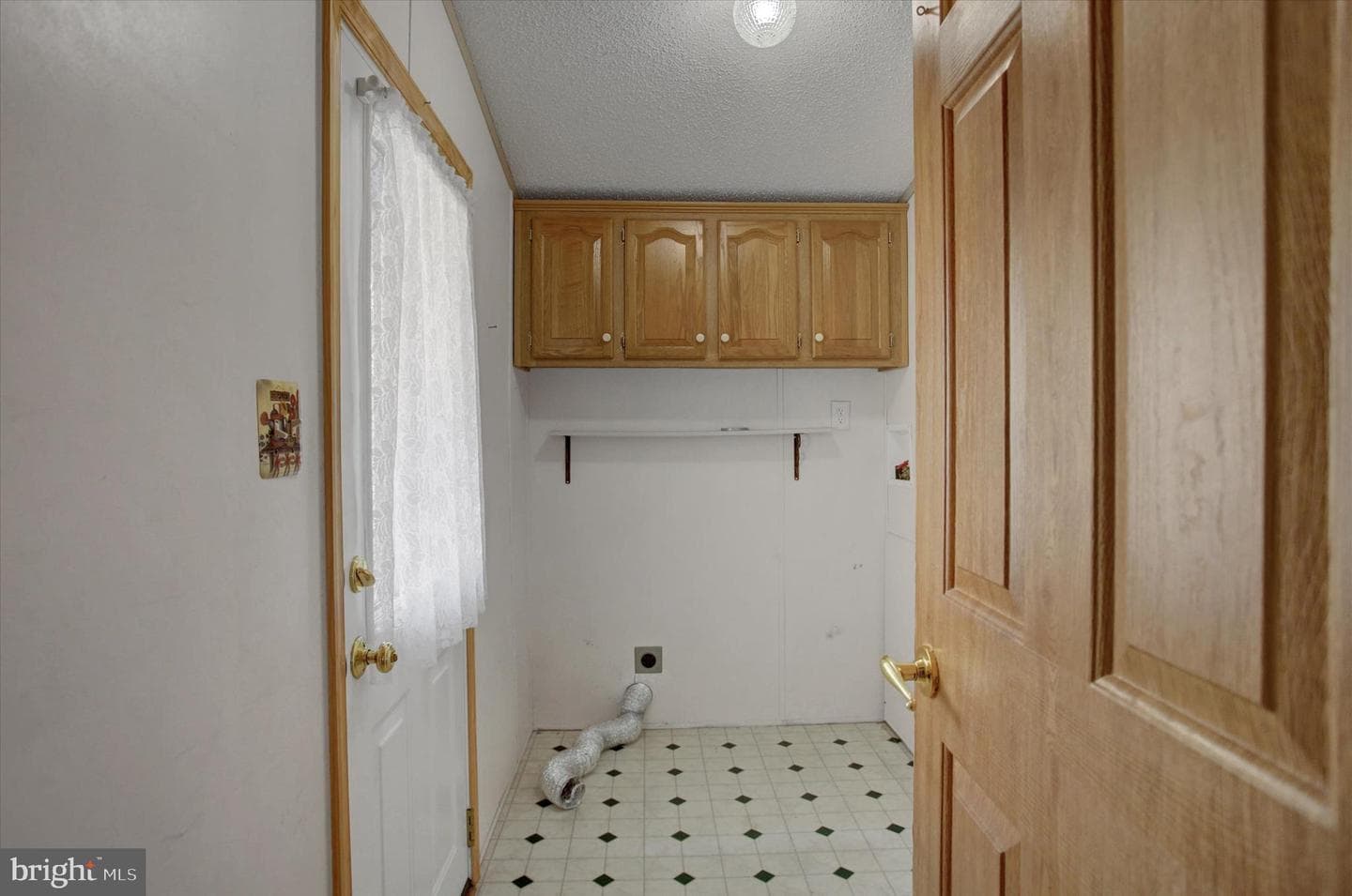 5664 Claridge Court photo 14
