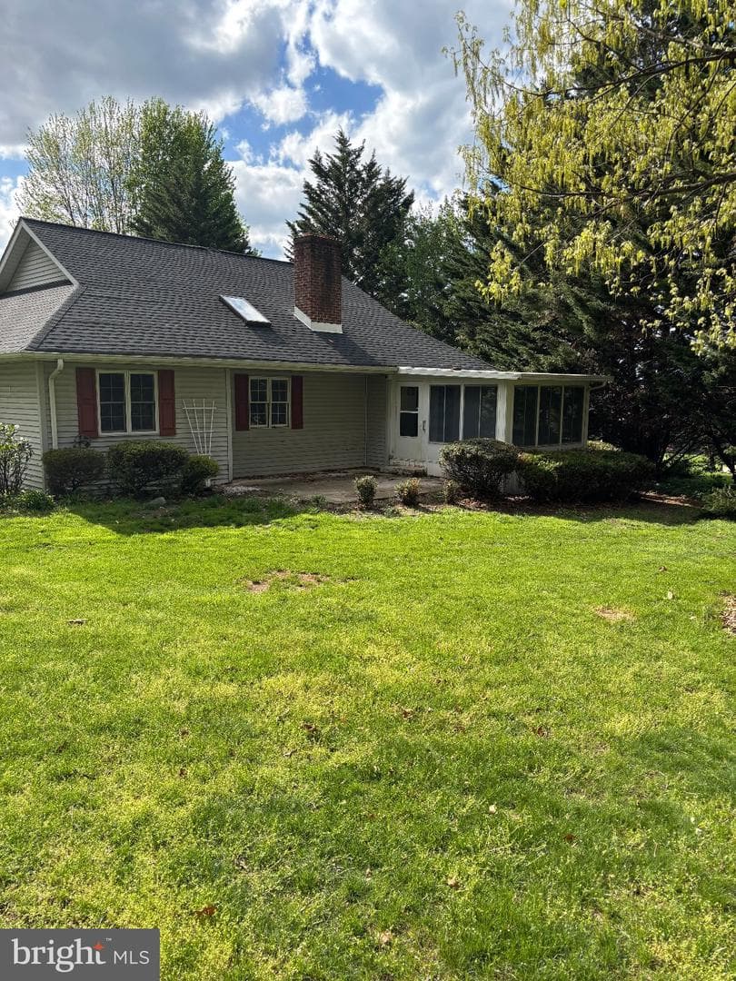 6188 Greenbriar Lane photo 2