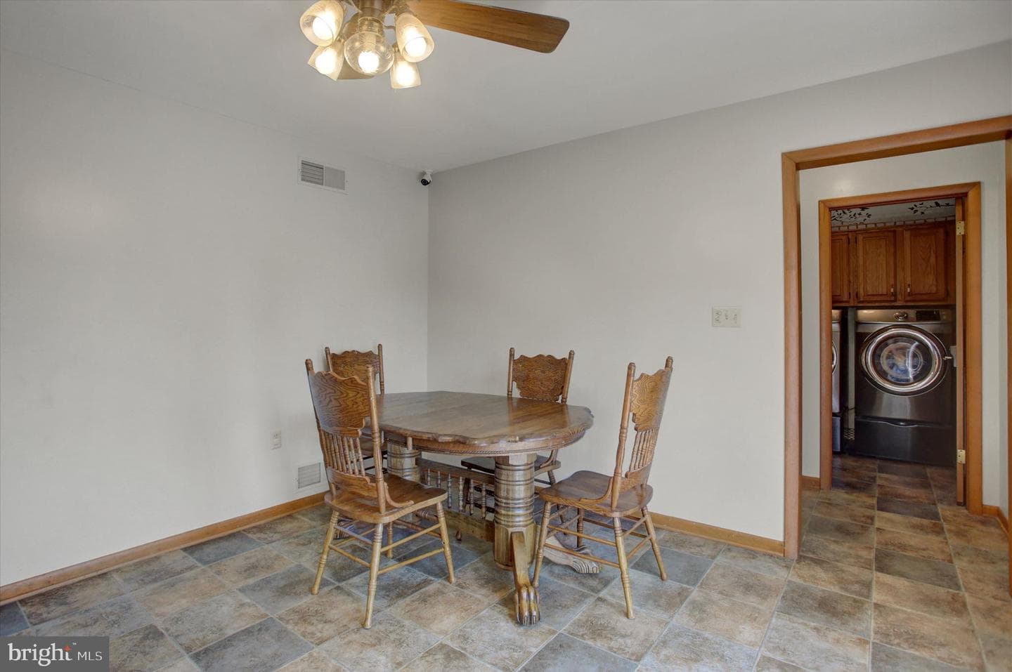 250 Jade Drive photo 12