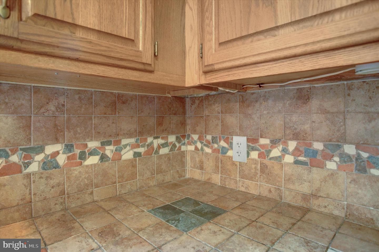 250 Jade Drive photo 13