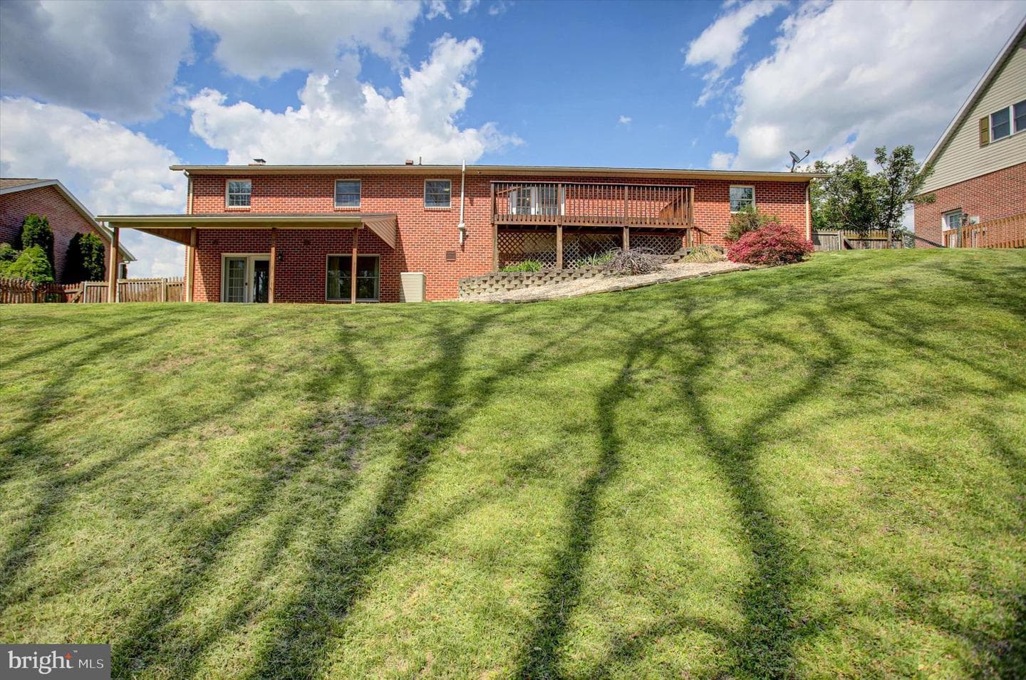 250 Jade Drive photo 3