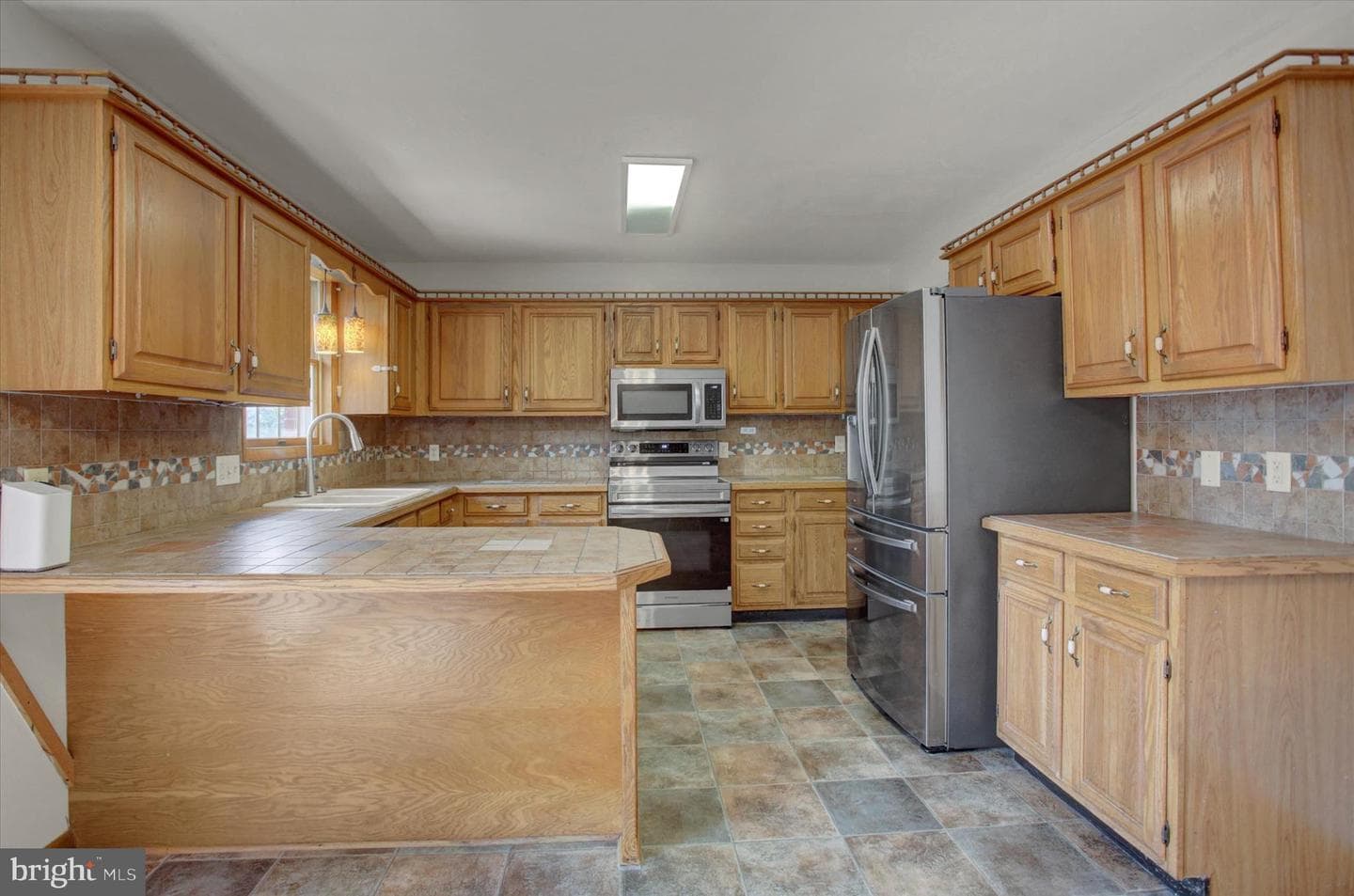 250 Jade Drive photo 9