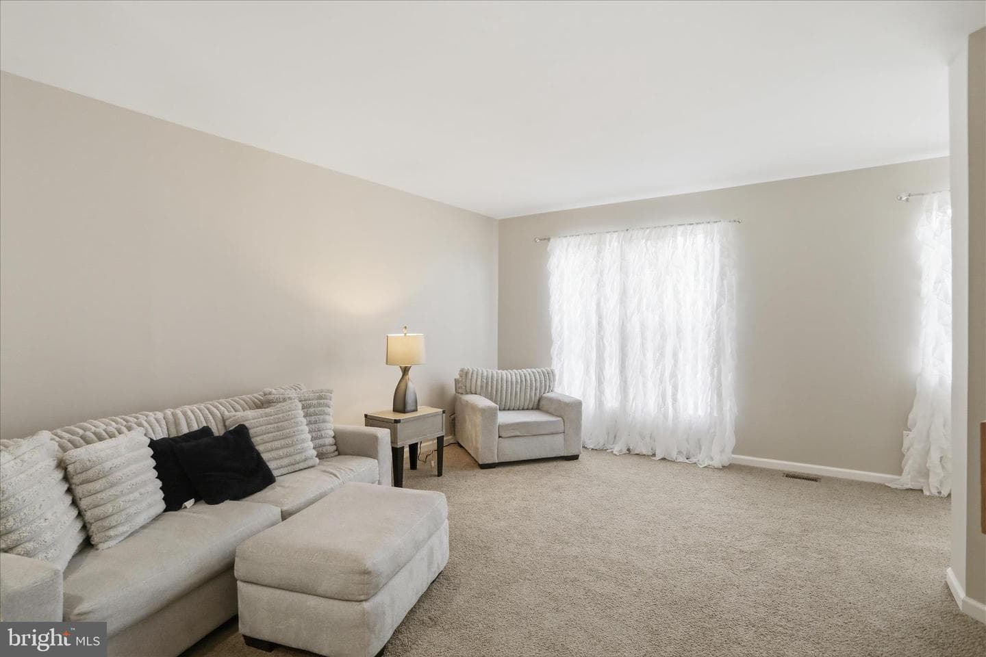 334 Lantern Ln photo 19