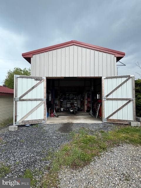 1577 Streamside Drive photo 17