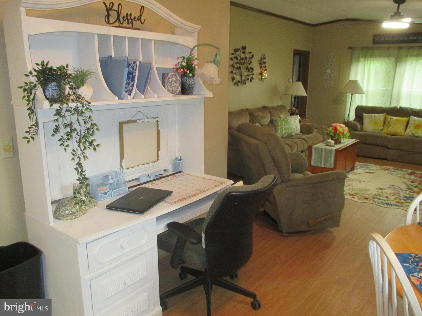 284 Waverly Court photo 20