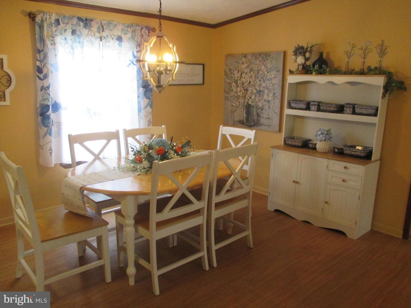 284 Waverly Court photo 7