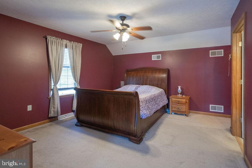 118 Baker And Russell Drive photo 21