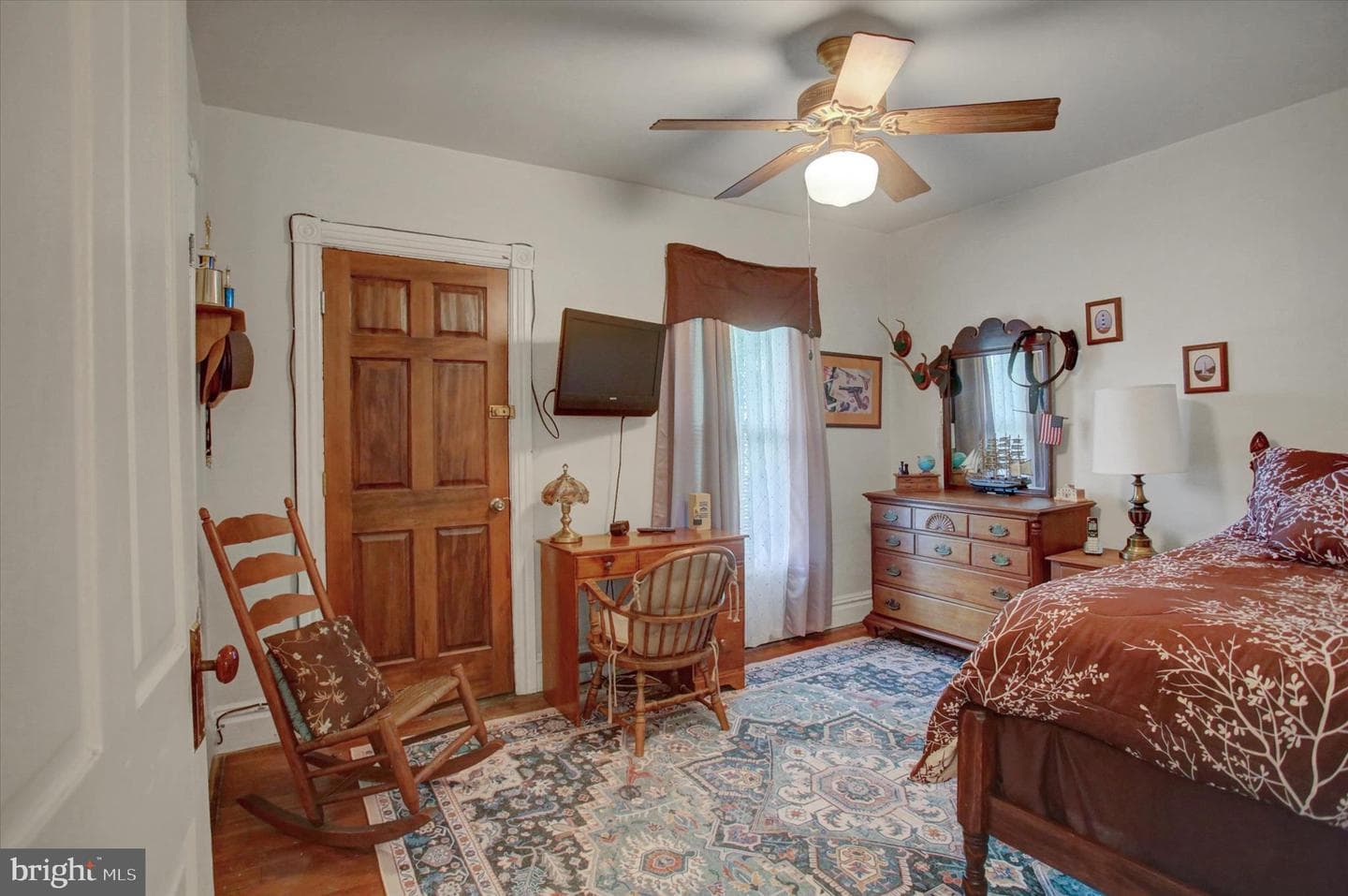 54 Clayton Avenue photo 23