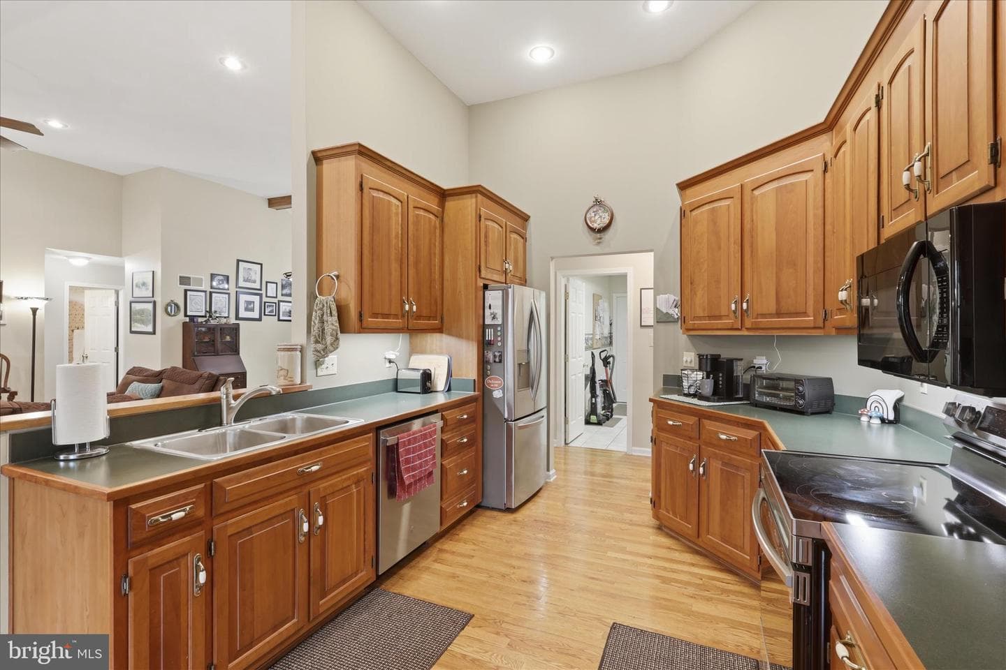 7018 Fairway Oaks photo 16