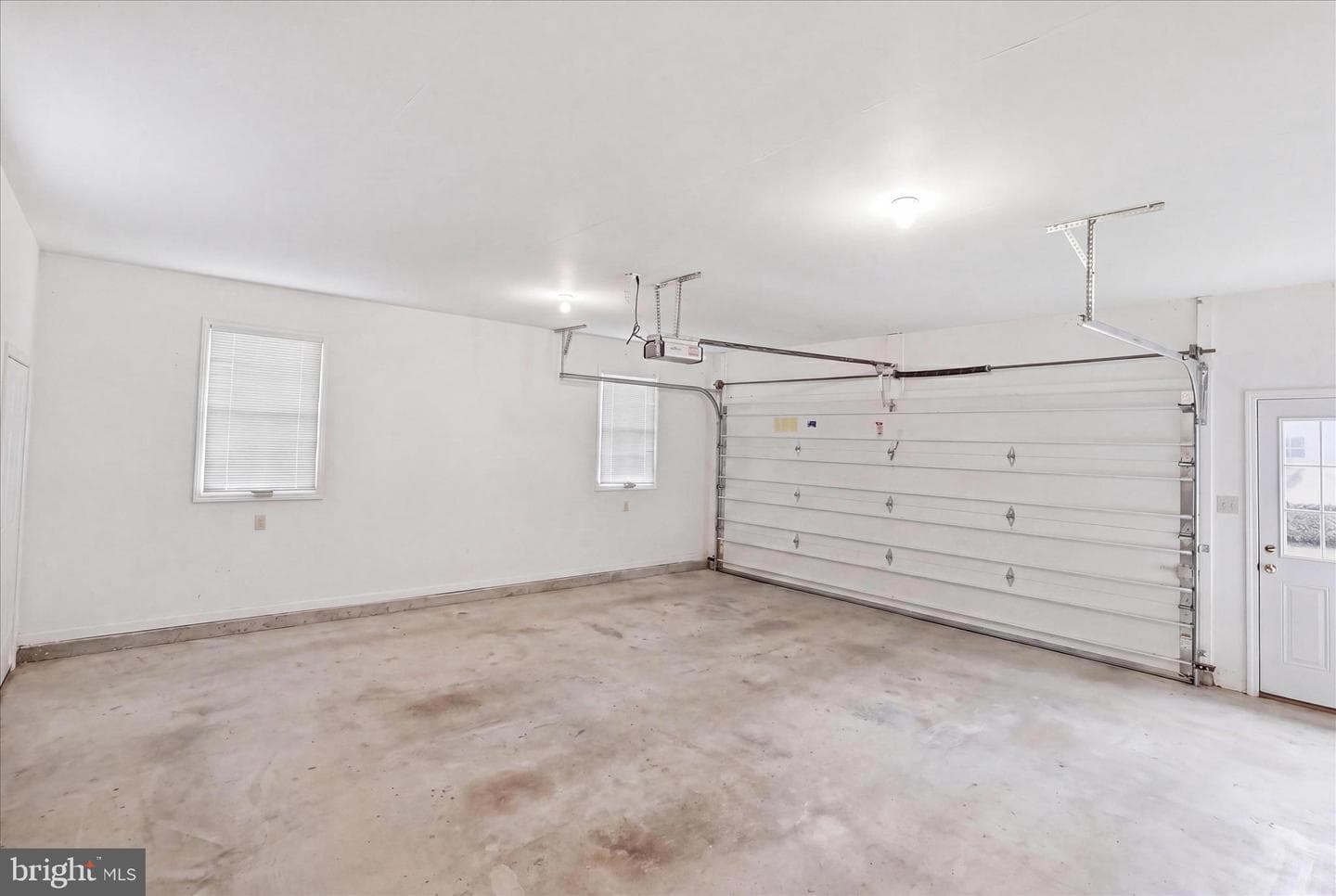 7018 Fairway Oaks photo 40
