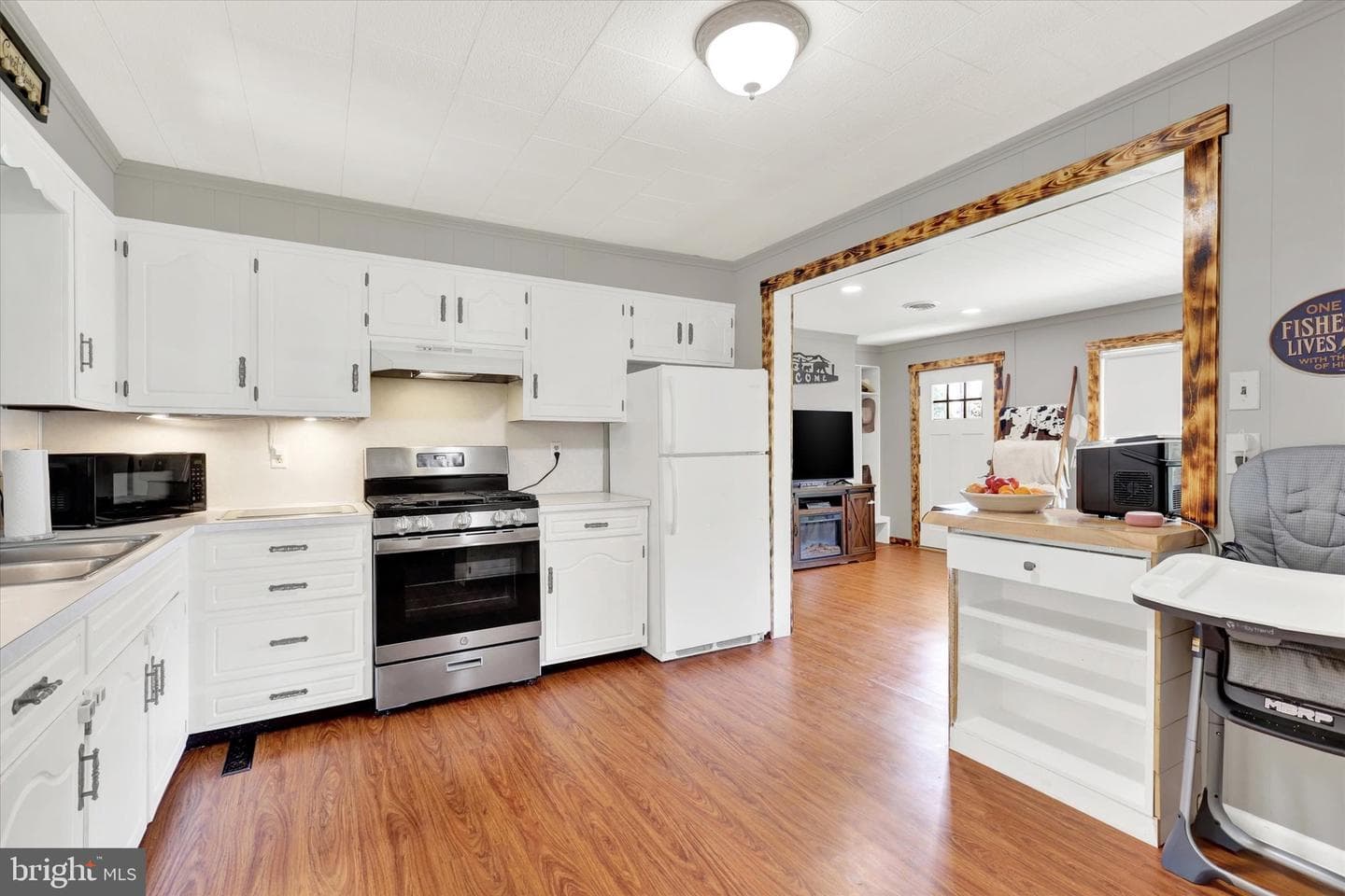 1 Lincoln Drive photo 6