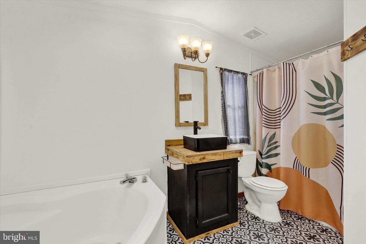 649 Franklin Street N #120 photo 13