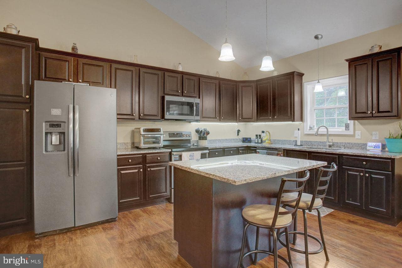 3799 Percy Avenue photo 4