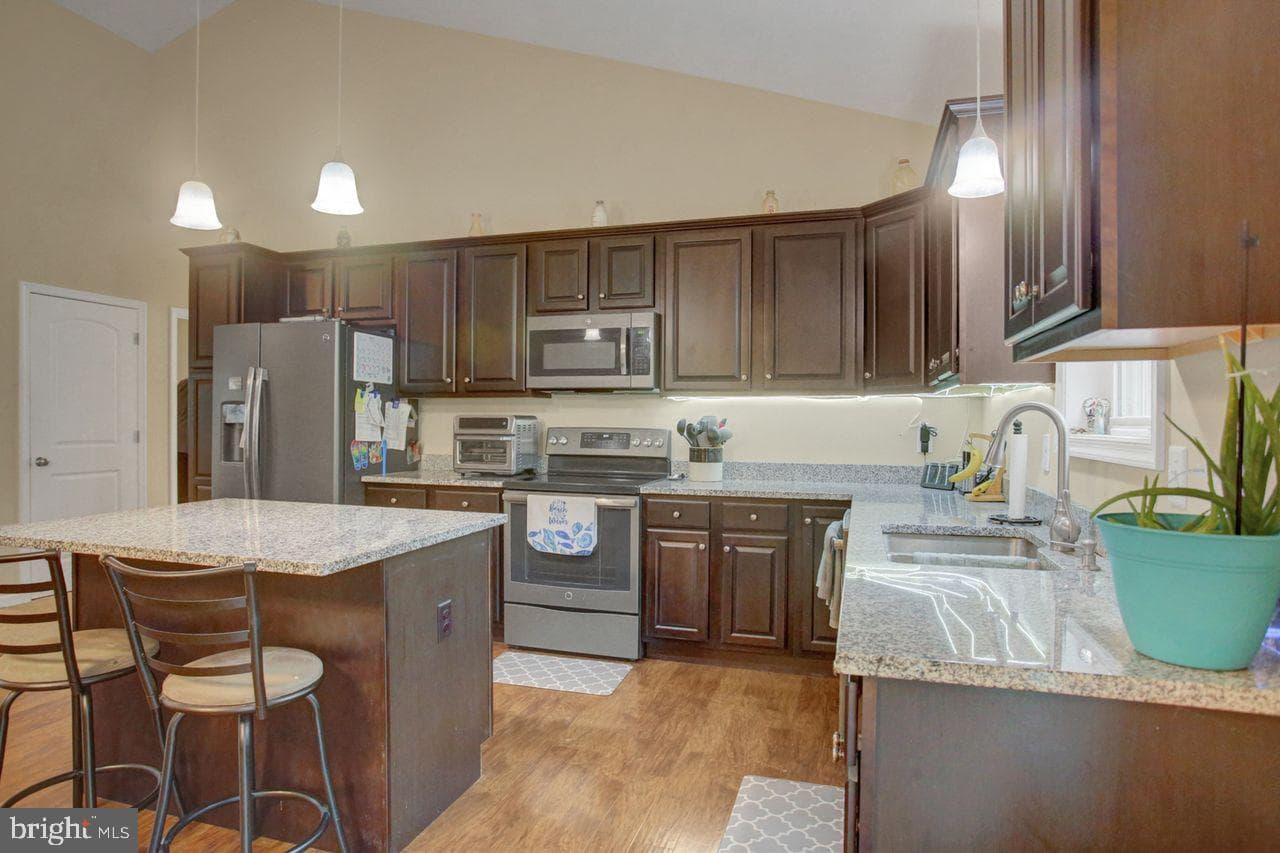 3799 Percy Avenue photo 6