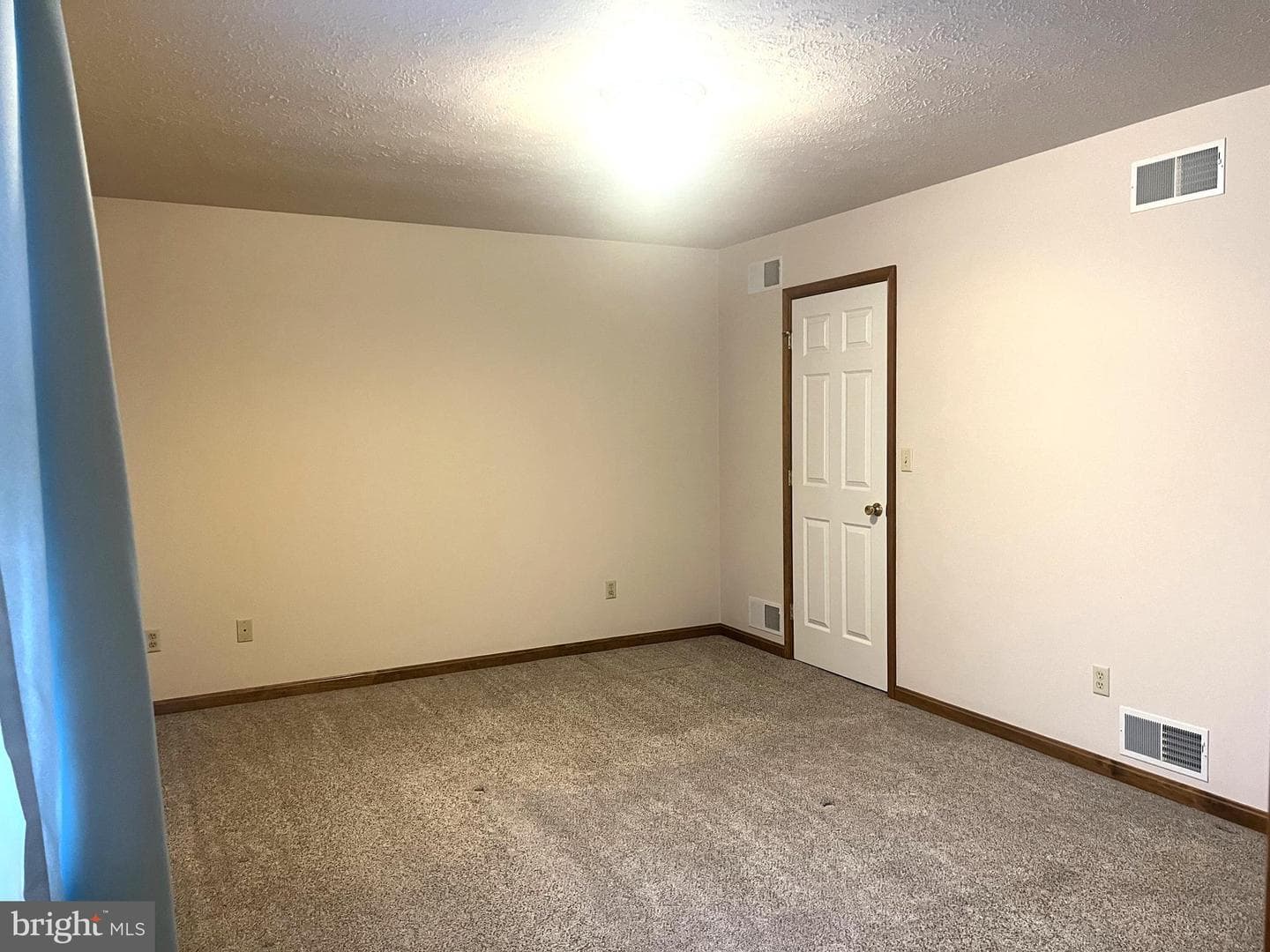 1572 Buttercup Drive photo 11