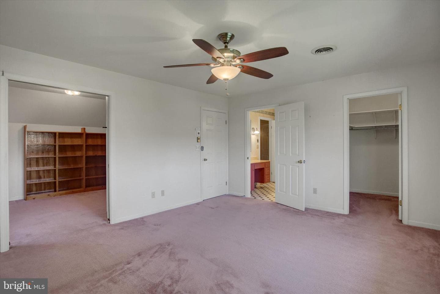 9495 Hesshire Hill Court photo 30