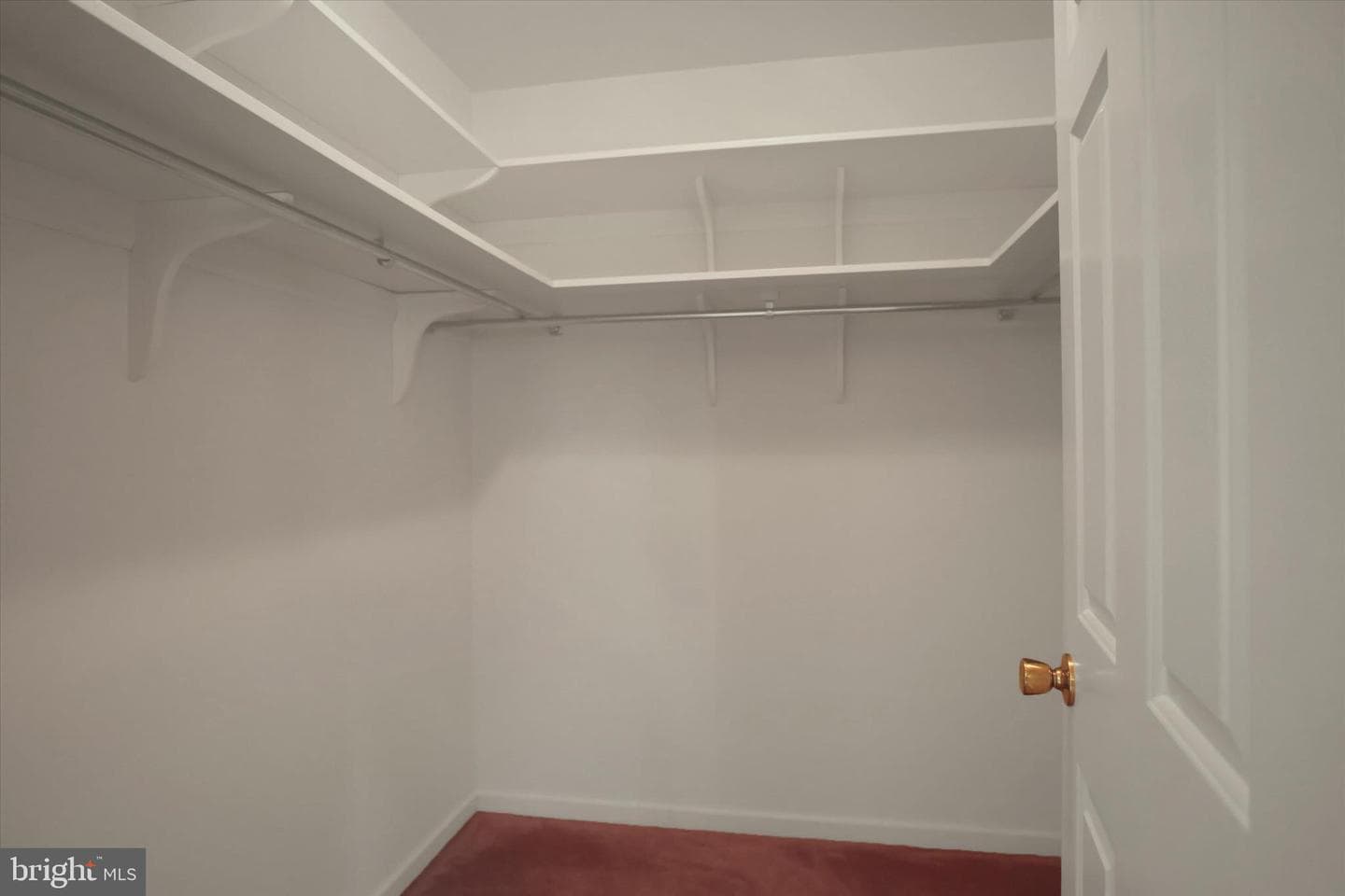 9495 Hesshire Hill Court photo 31