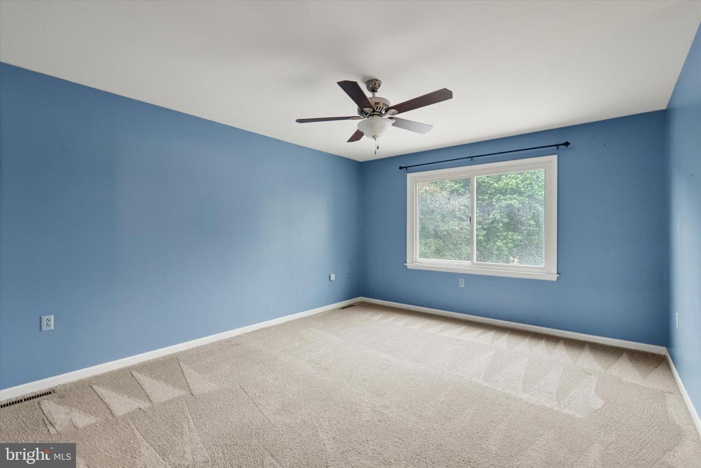 760 Franklin Square Drive photo 16