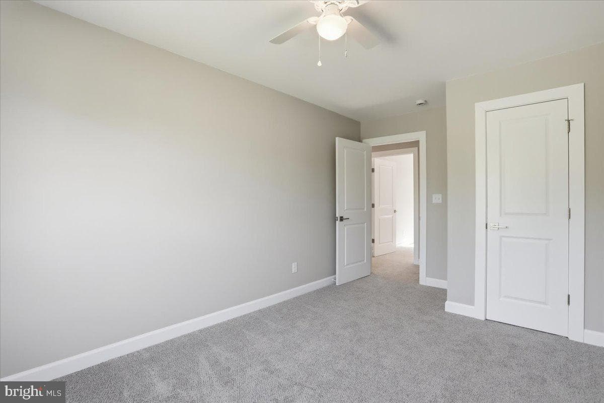 130 Woodbriar Drive photo 37