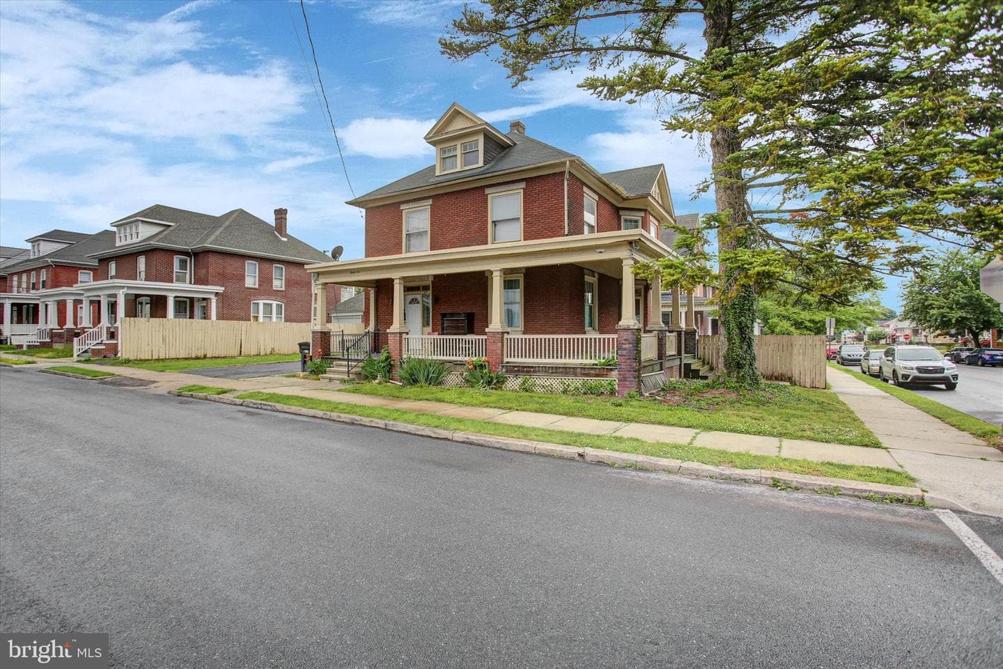 85 Garber Street photo 3