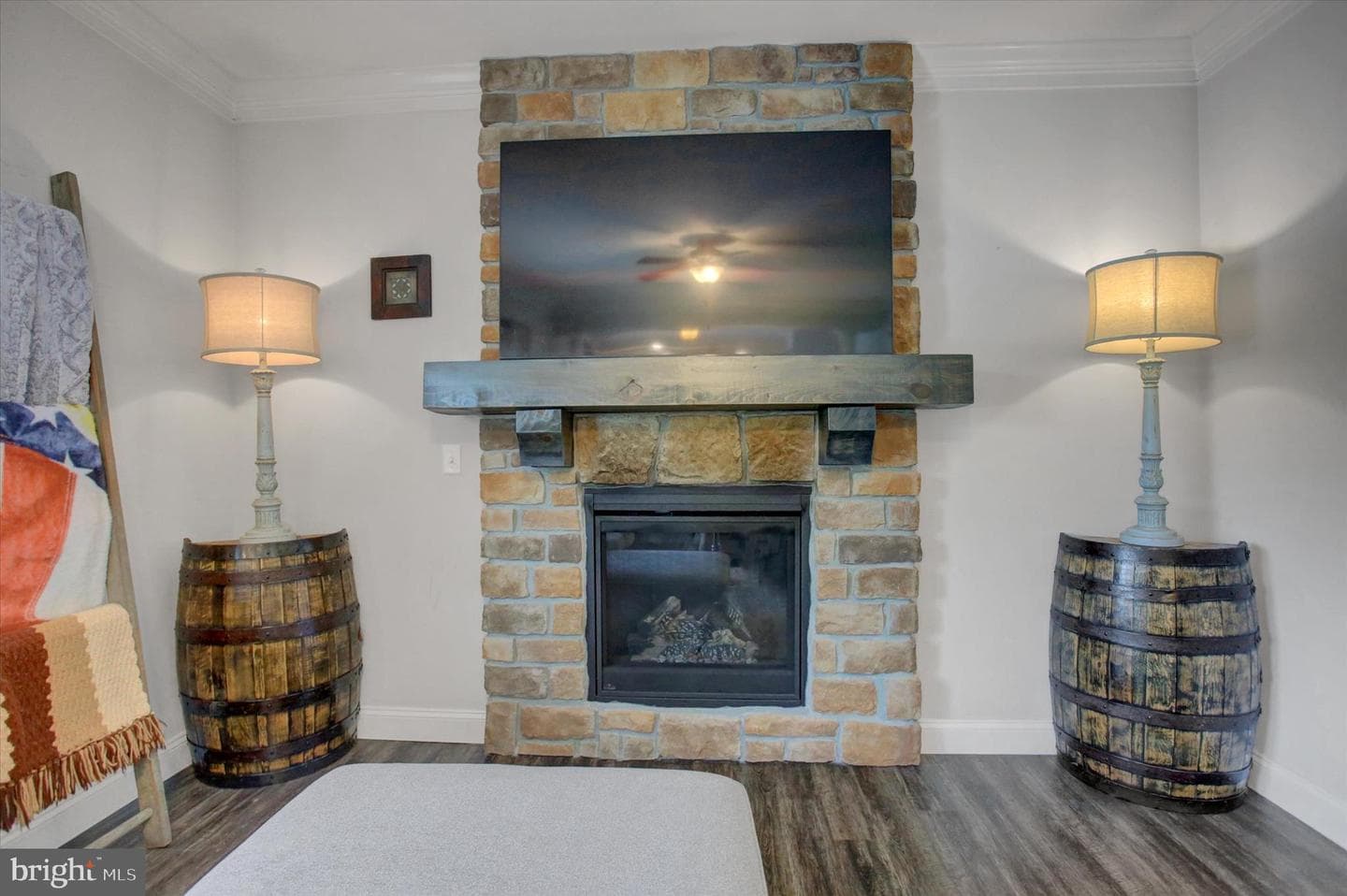 271 Leedy Way West photo 22