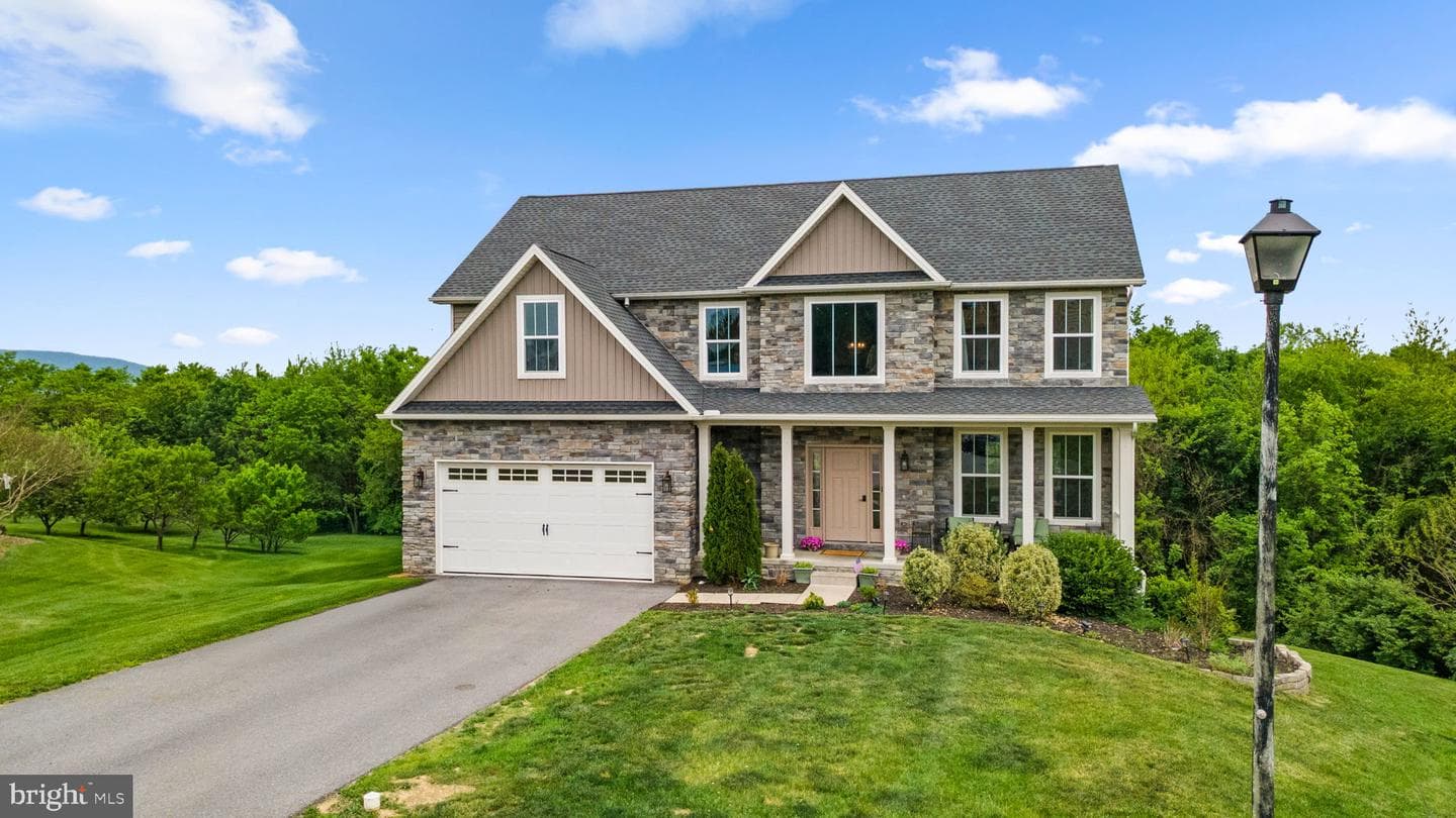 1584 Bunker Court photo 3