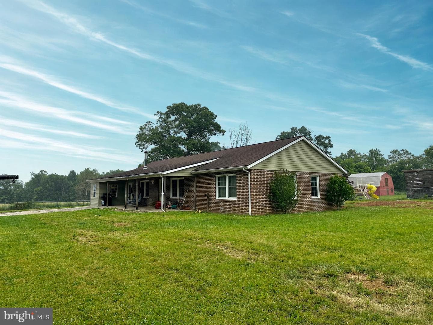 13789 Buchanan Trail W photo 3