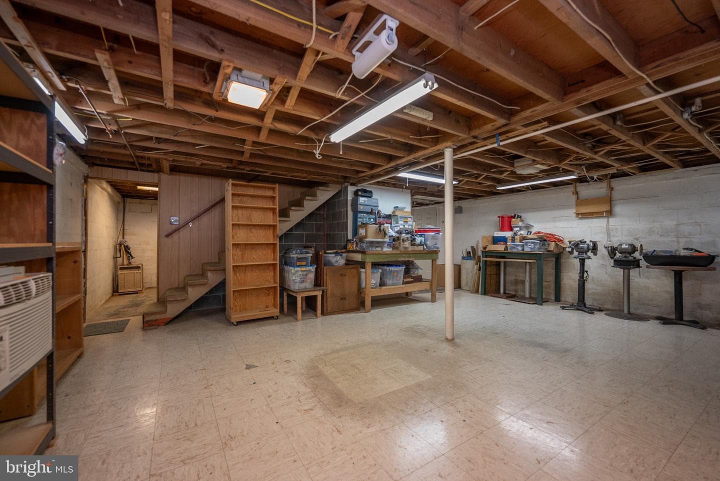 420 Maple Hill Avenue photo 26