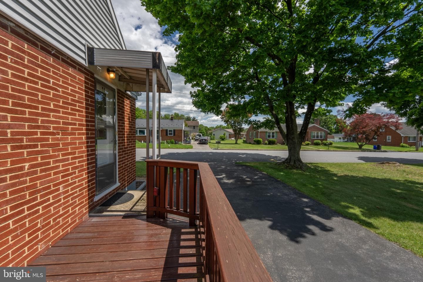 420 Maple Hill Avenue photo 31
