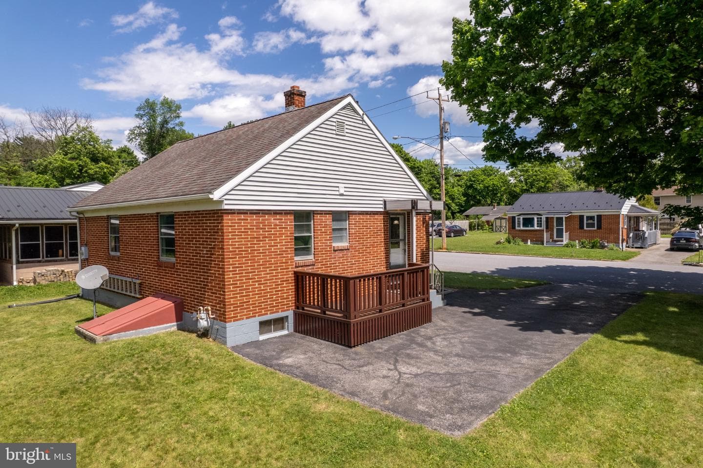 420 Maple Hill Avenue photo 32