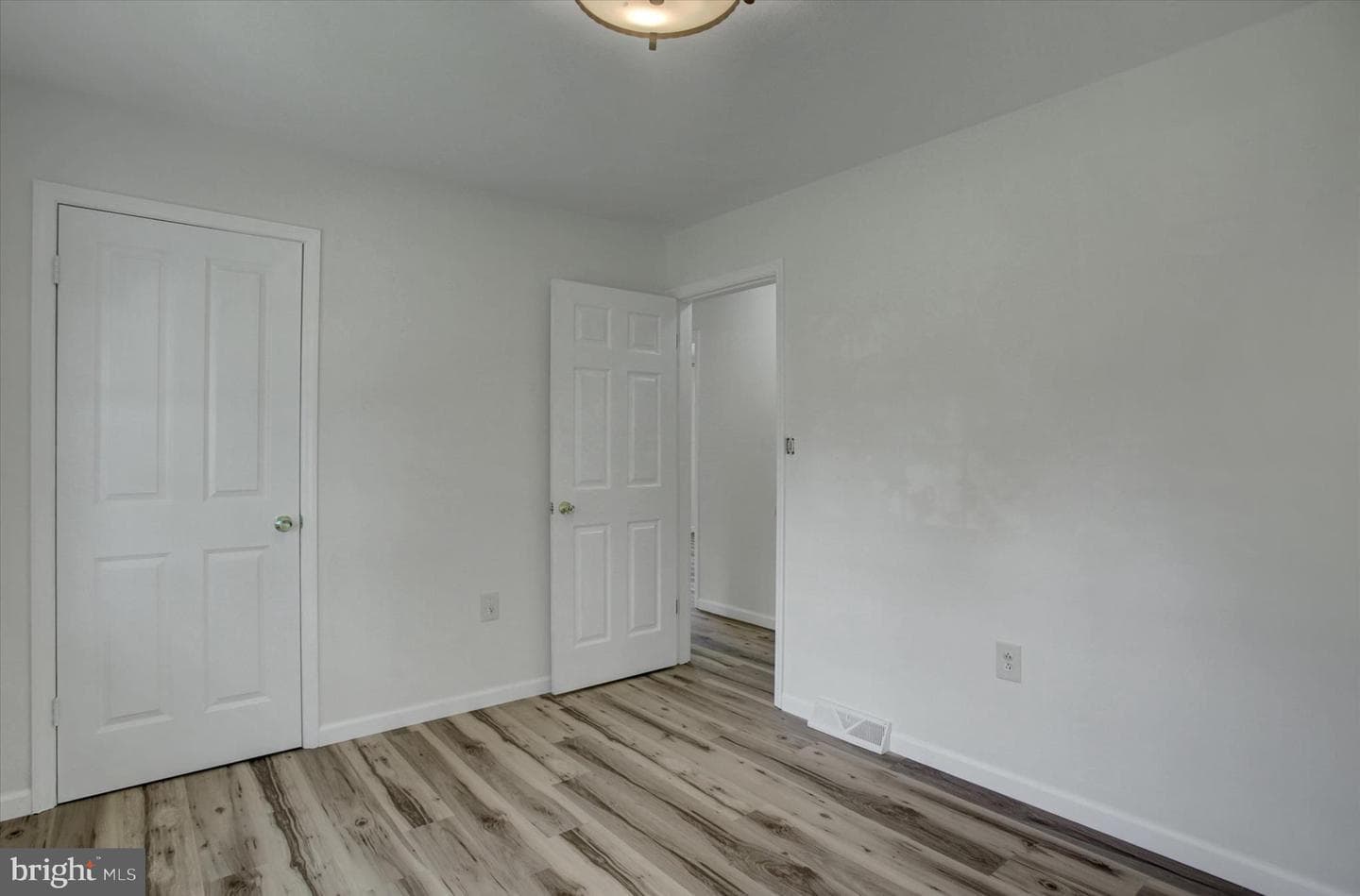 868 Fox Meadow Road photo 20