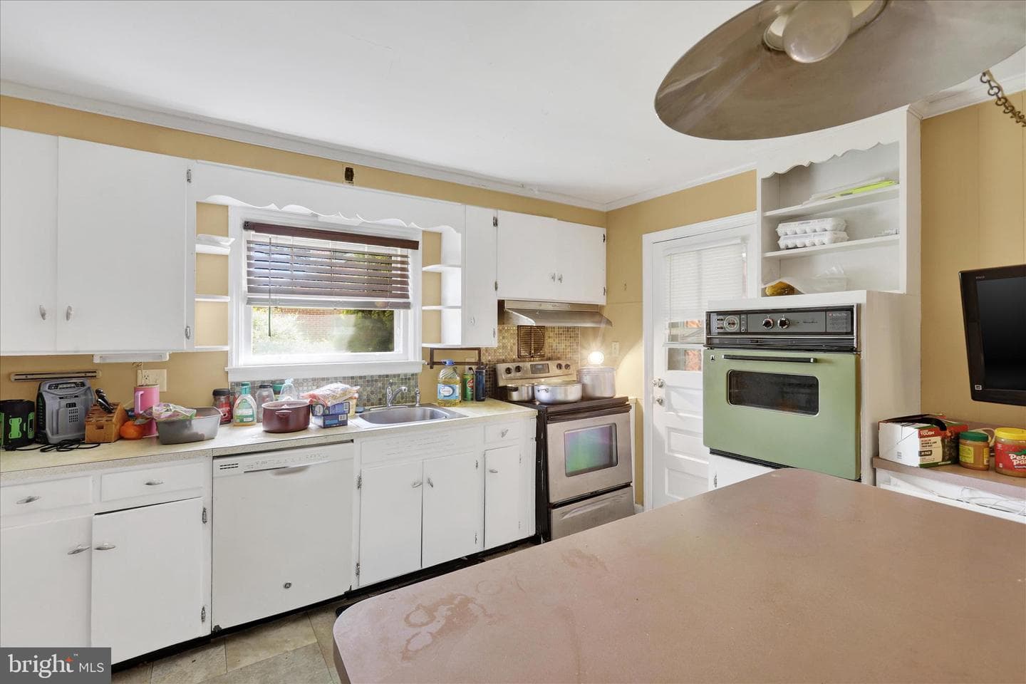 439 S 8th Street photo 4