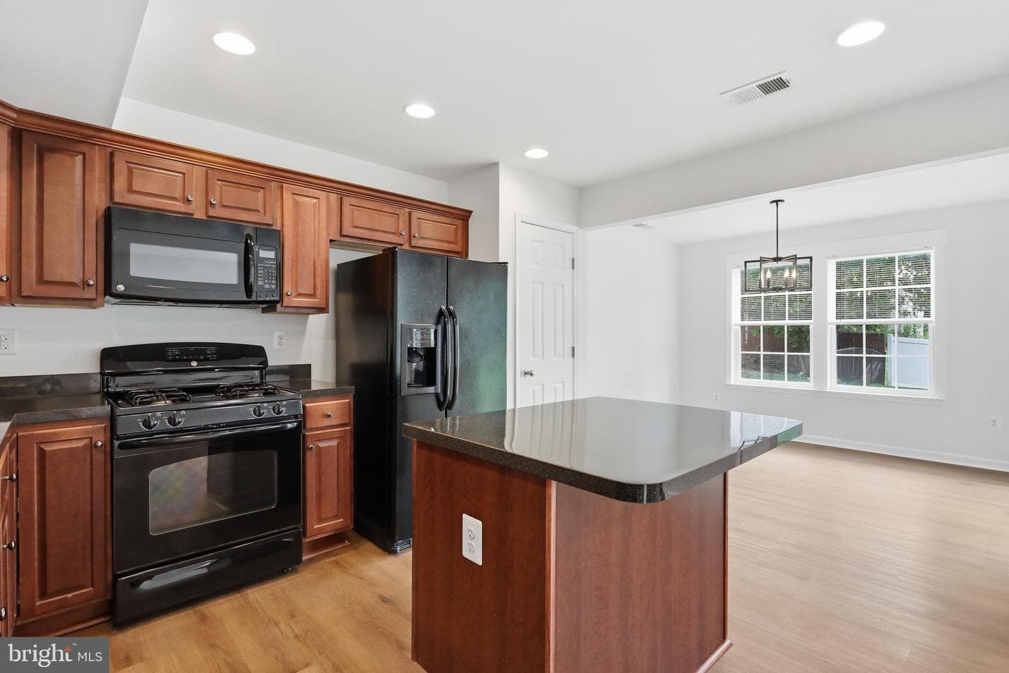 3003 Sundown Drive photo 10