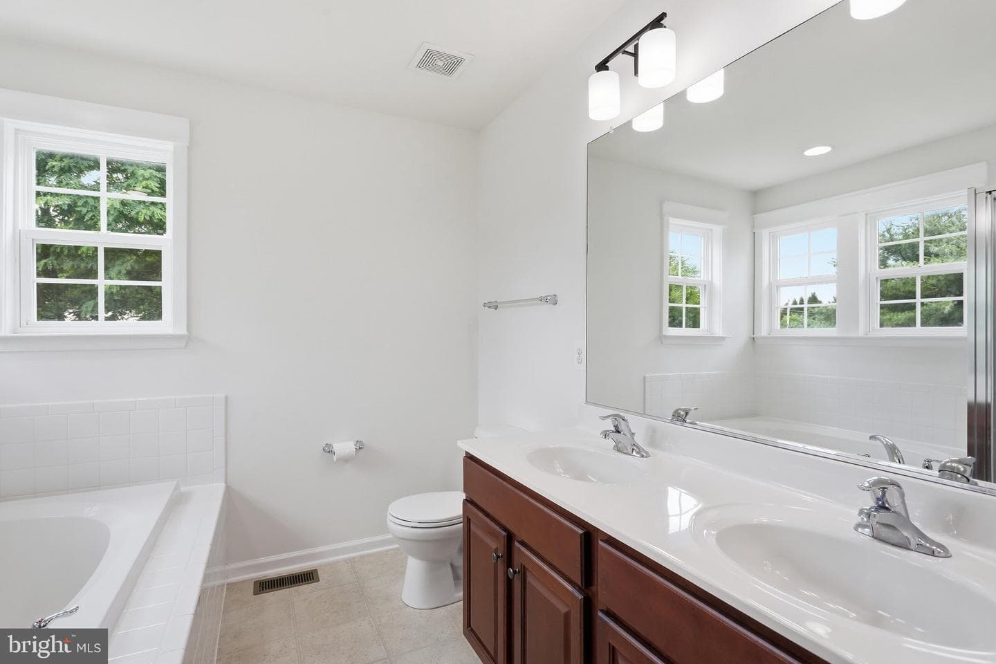 3003 Sundown Drive photo 22