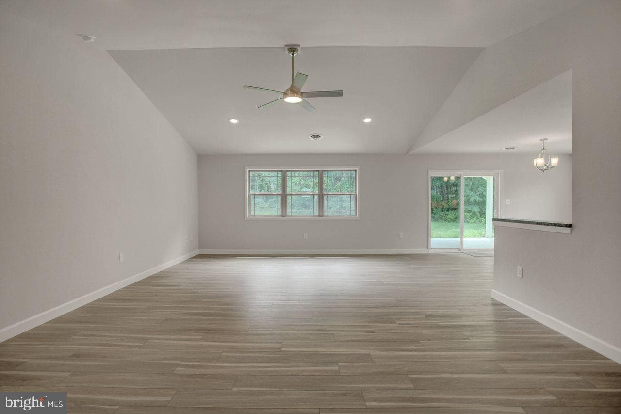 1509 Treeline Drive photo 8