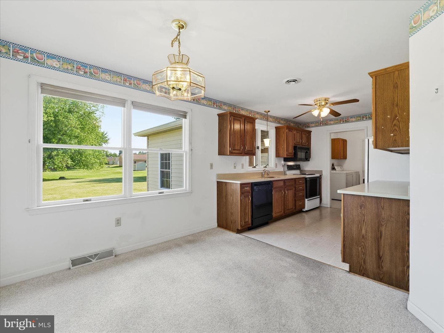 1741 Wisteria Drive photo 13